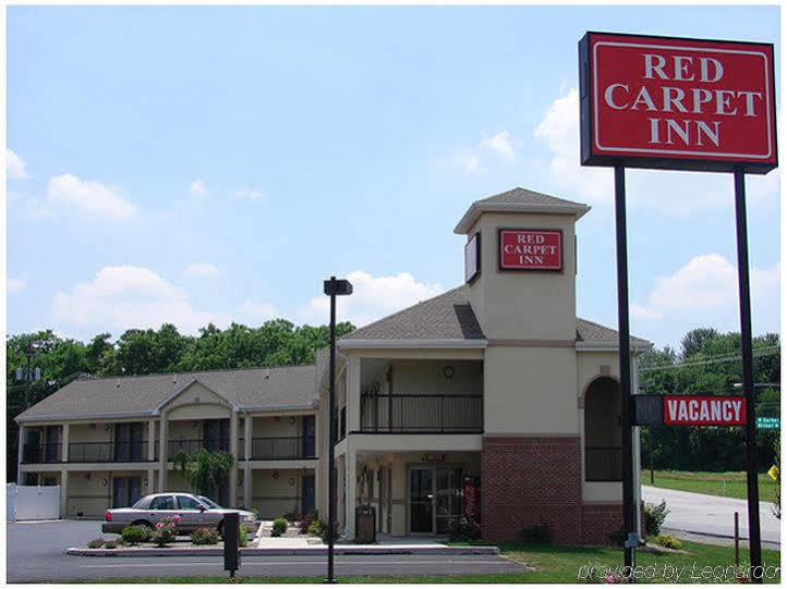 Red Carpet Motel