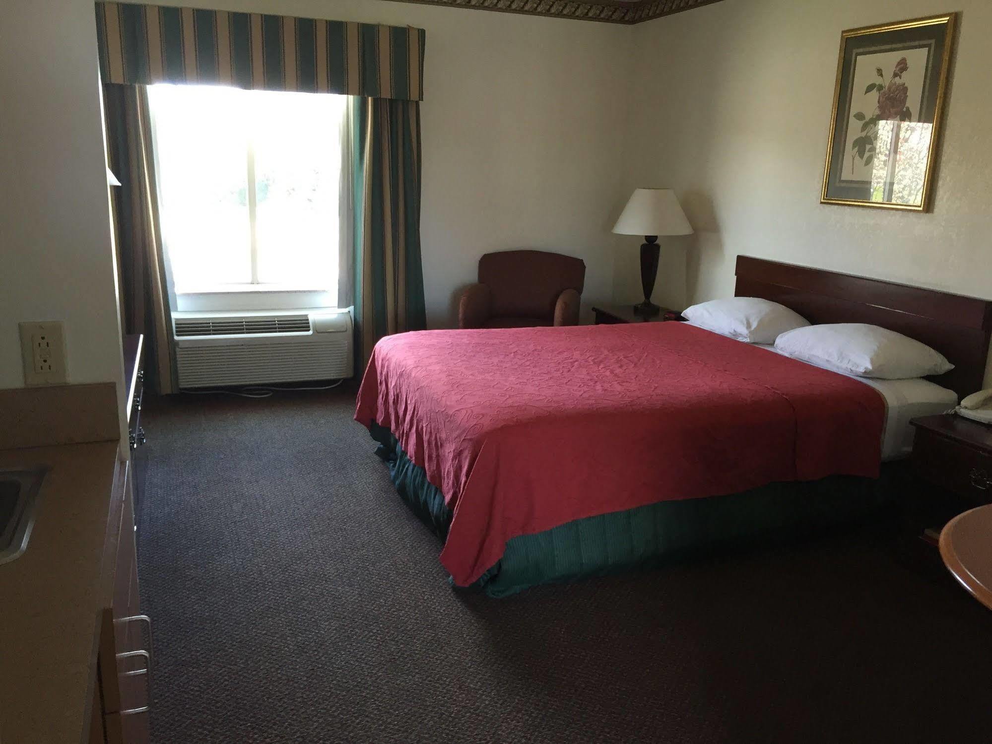 Motel Red Carpet